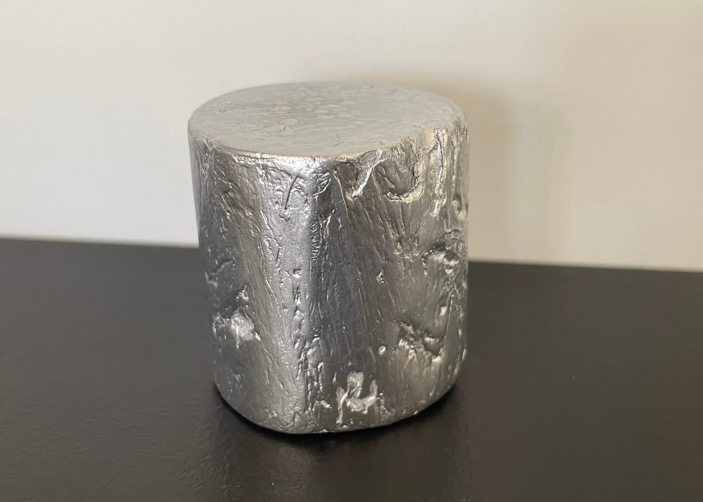 Driftwood Round Accent End Table in Silver Finish