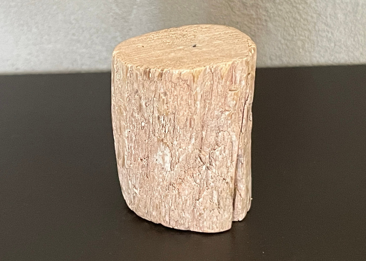 Driftwood Round Accent End Table in Blush Finish