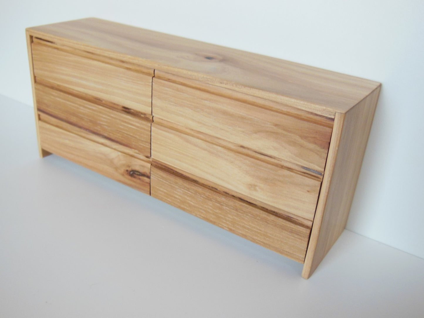 Arvo Dresser with 6 Drawers