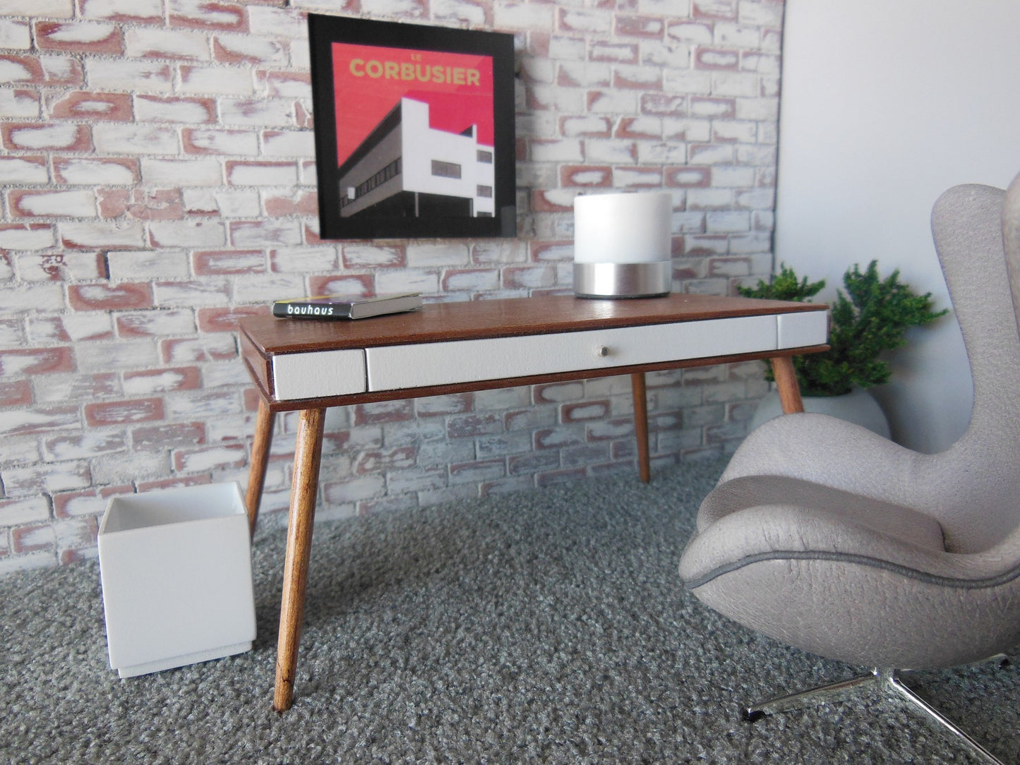 Martin Desk