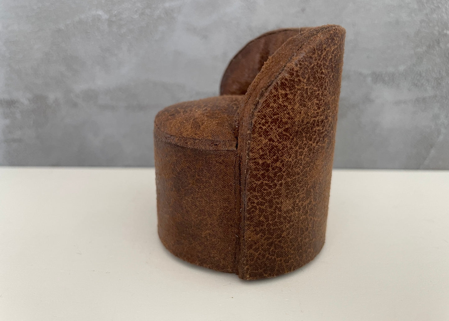 Barrel Chair in Vintage Brown