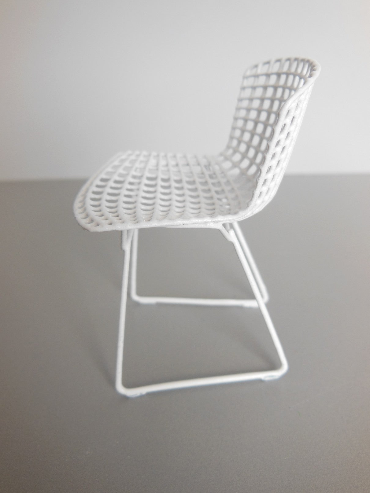 Bertoia Chair in White