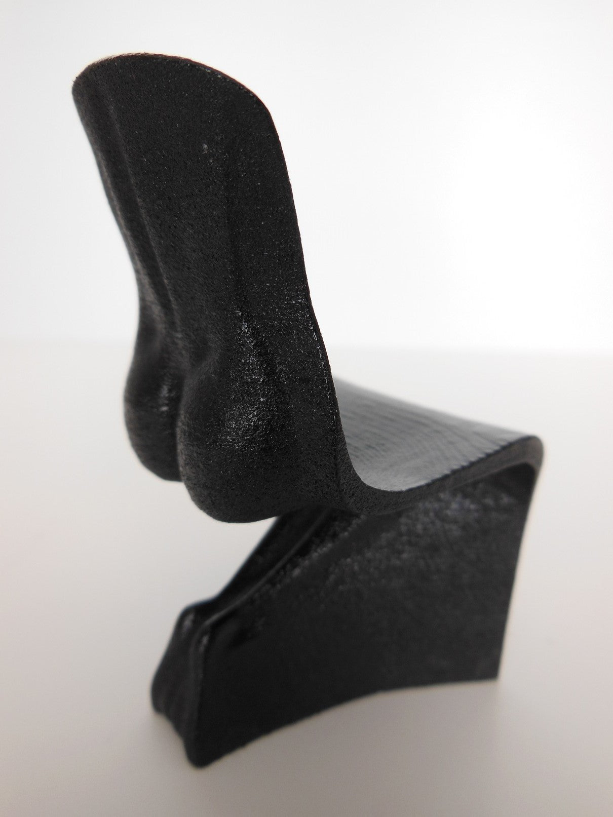 Derriere Chair in Black