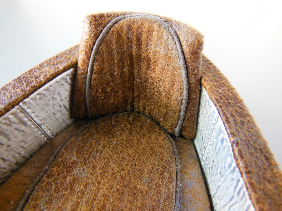 Hughes Chair in Vintage Brown