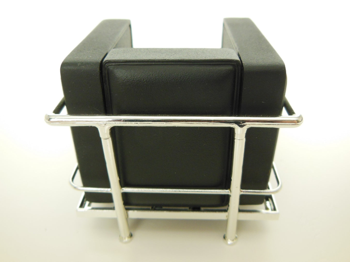 Le Corbusier Petit Lounge Chair Stock Black