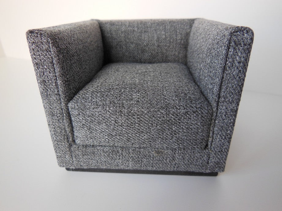 Metro Petite Chair in Gray