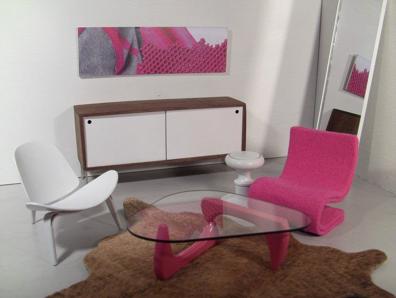 S Chair in Pink