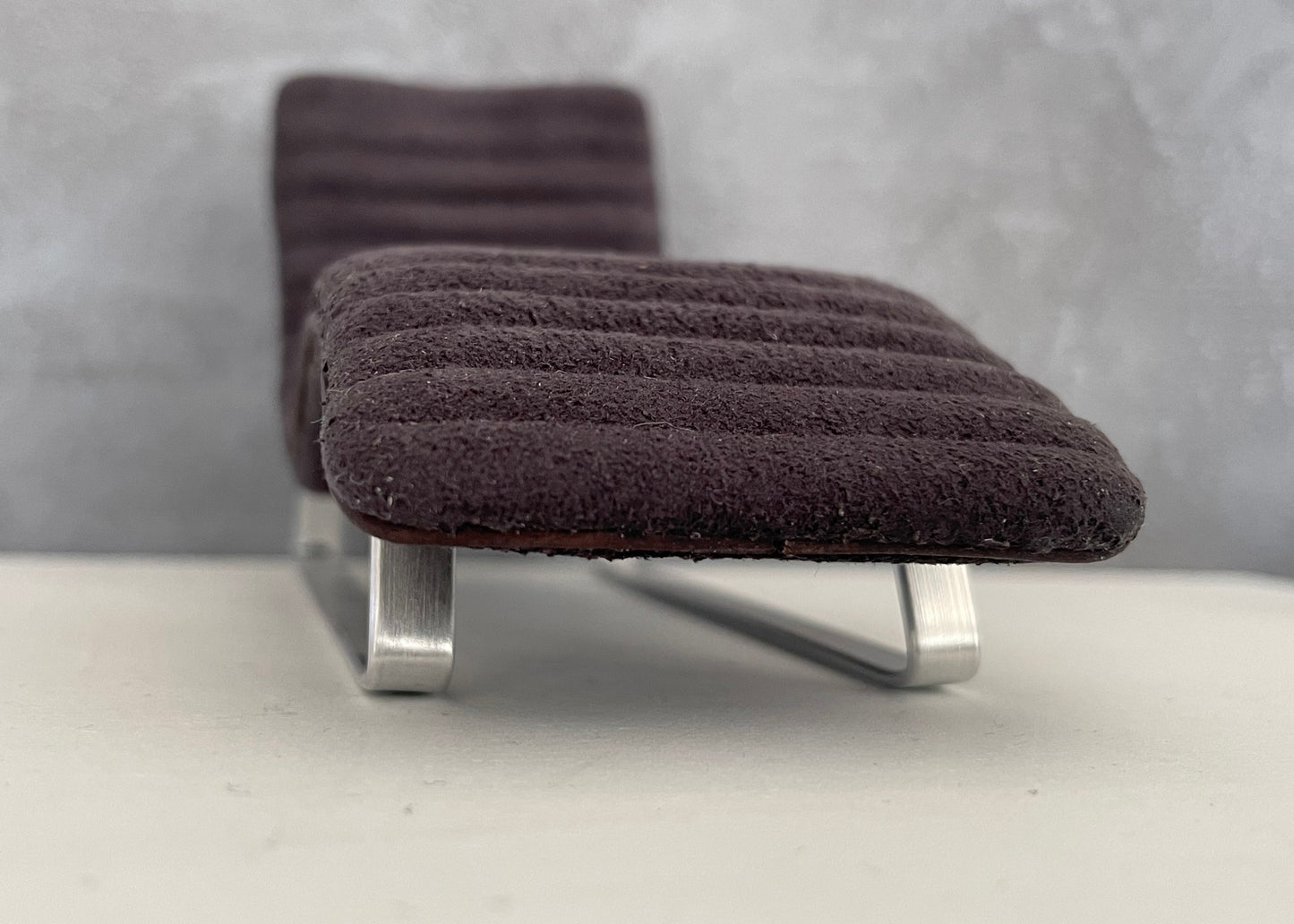 Menlo Gray Ribbed Chaise