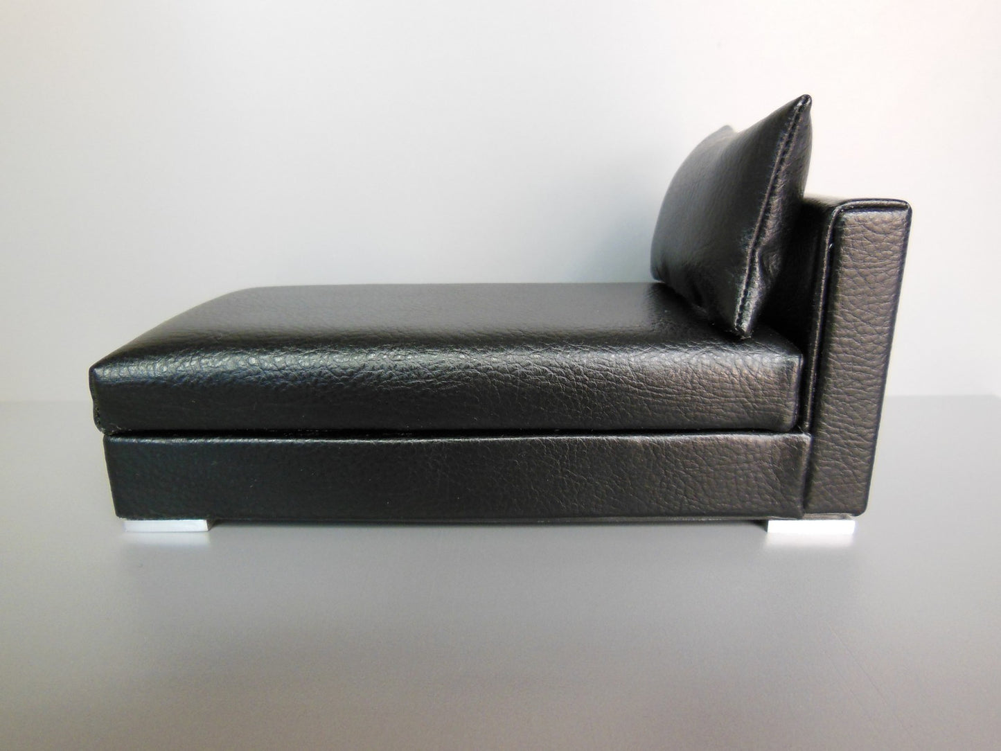 Preston One Arm Chaise in Black