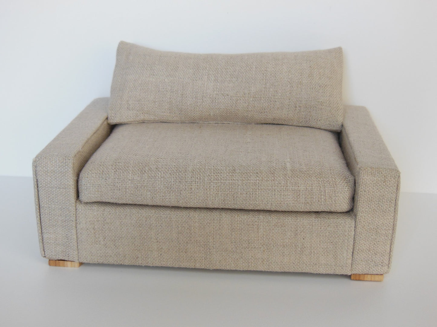 Davis Loveseat in Linen Wheat