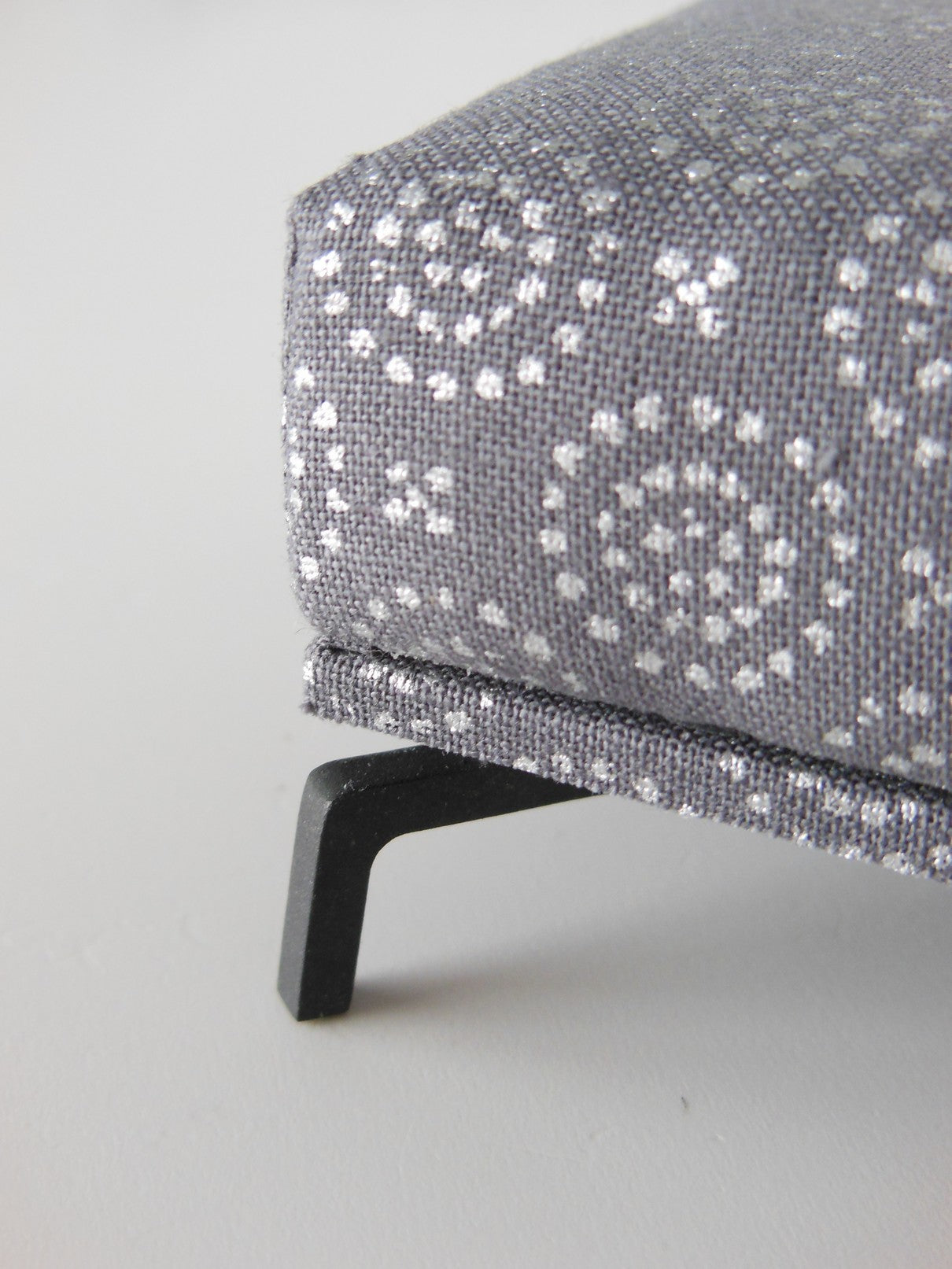 Lusso Ottoman in Gray Metallic