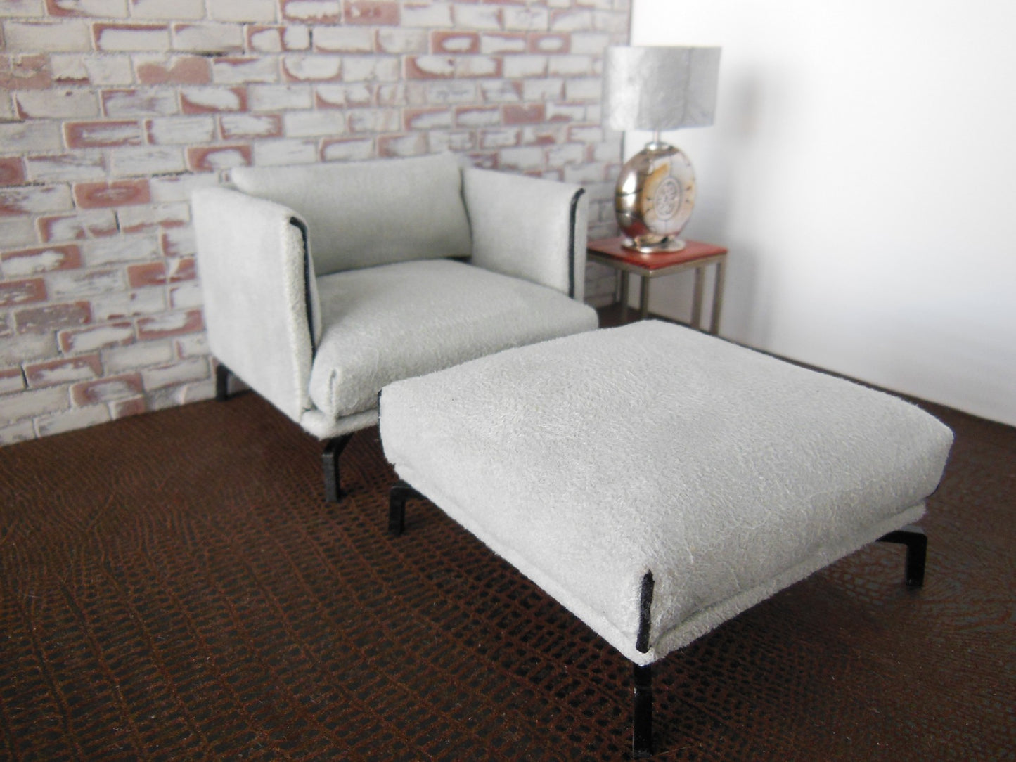 Lusso Ottoman in Gray Micro Suede