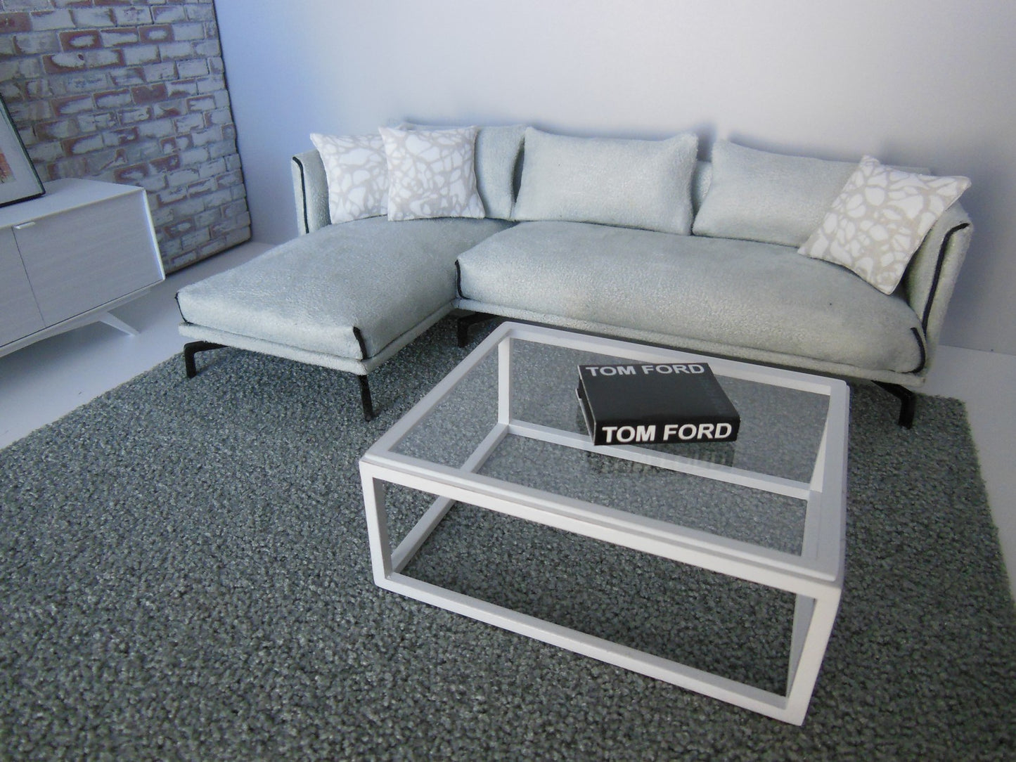 Lusso Sectional in Gray Micro Suede