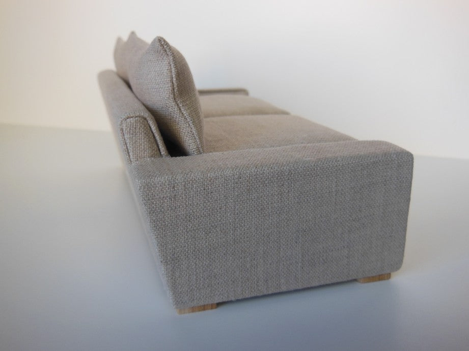 Davis Sofa in Linen Wheat
