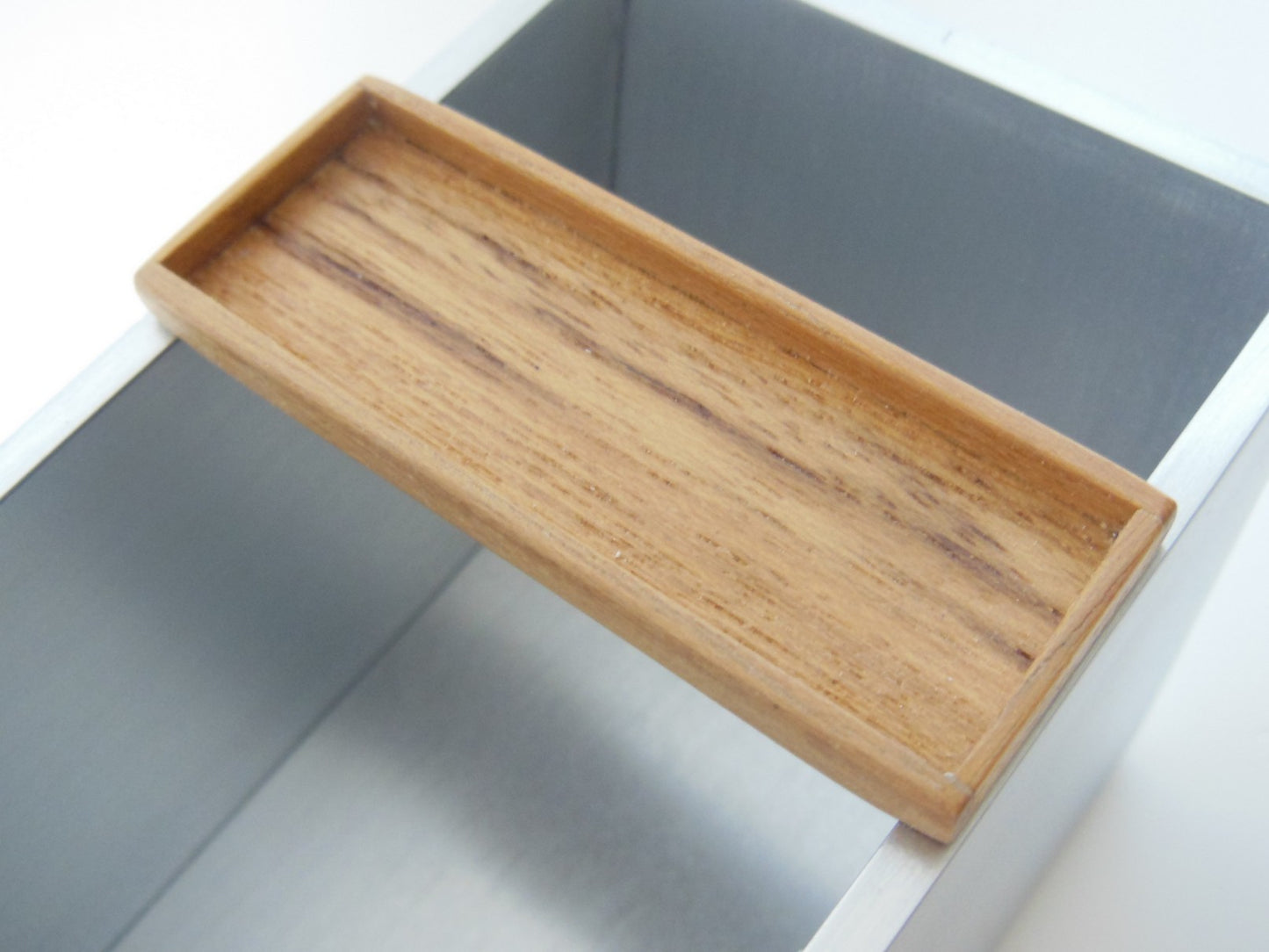 Adagio Aluminum Tub with Teak Spigot