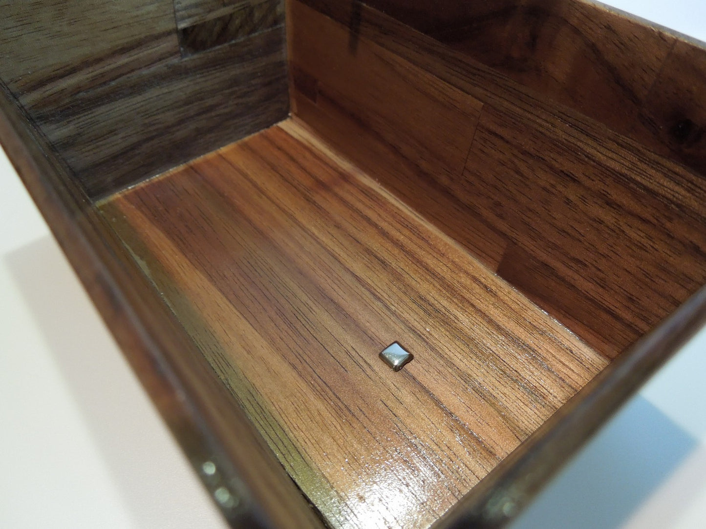 Adagio Tub in Walnut