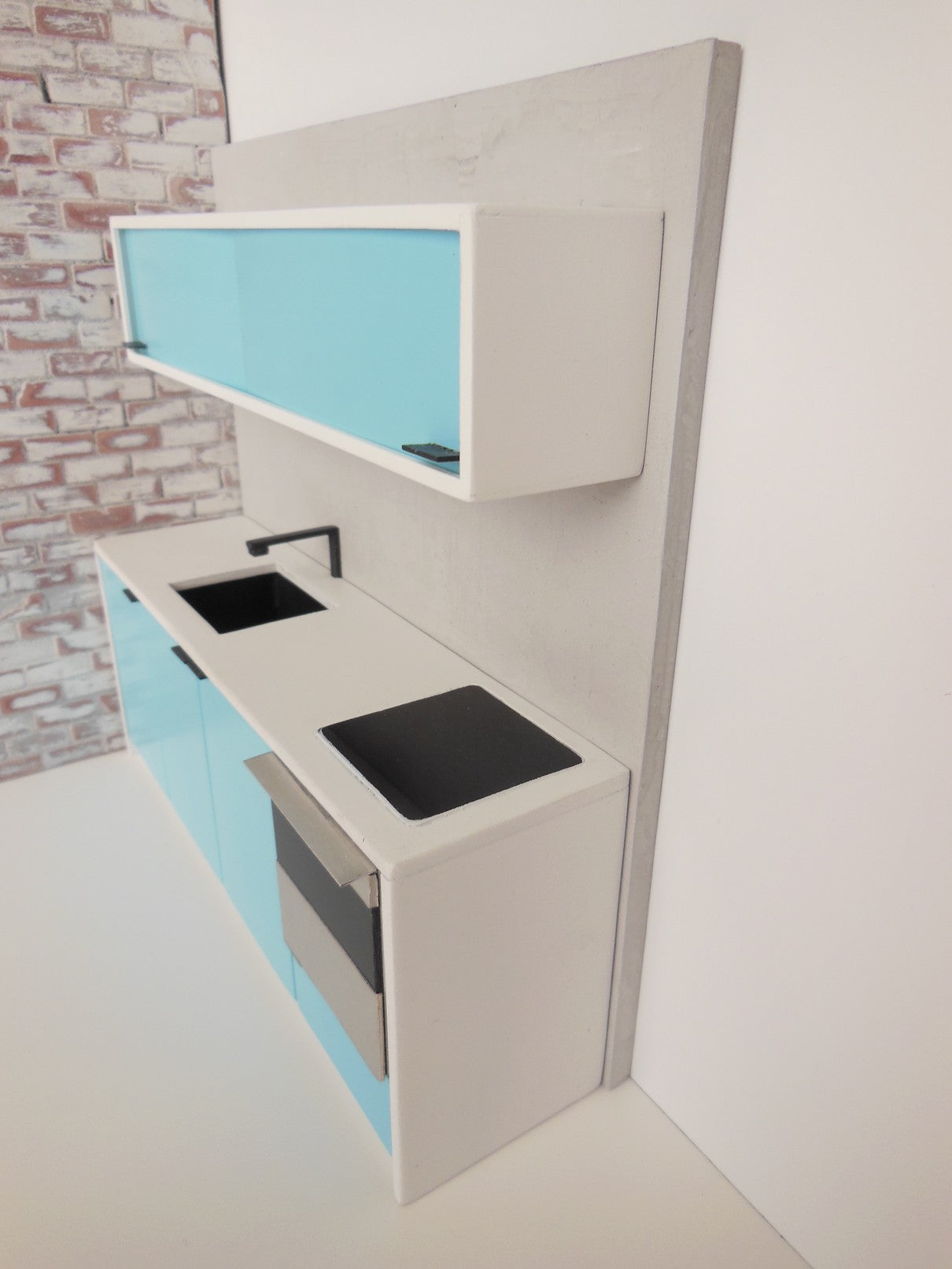 Efficiency Kitchen with Upper Cabinet in Blue