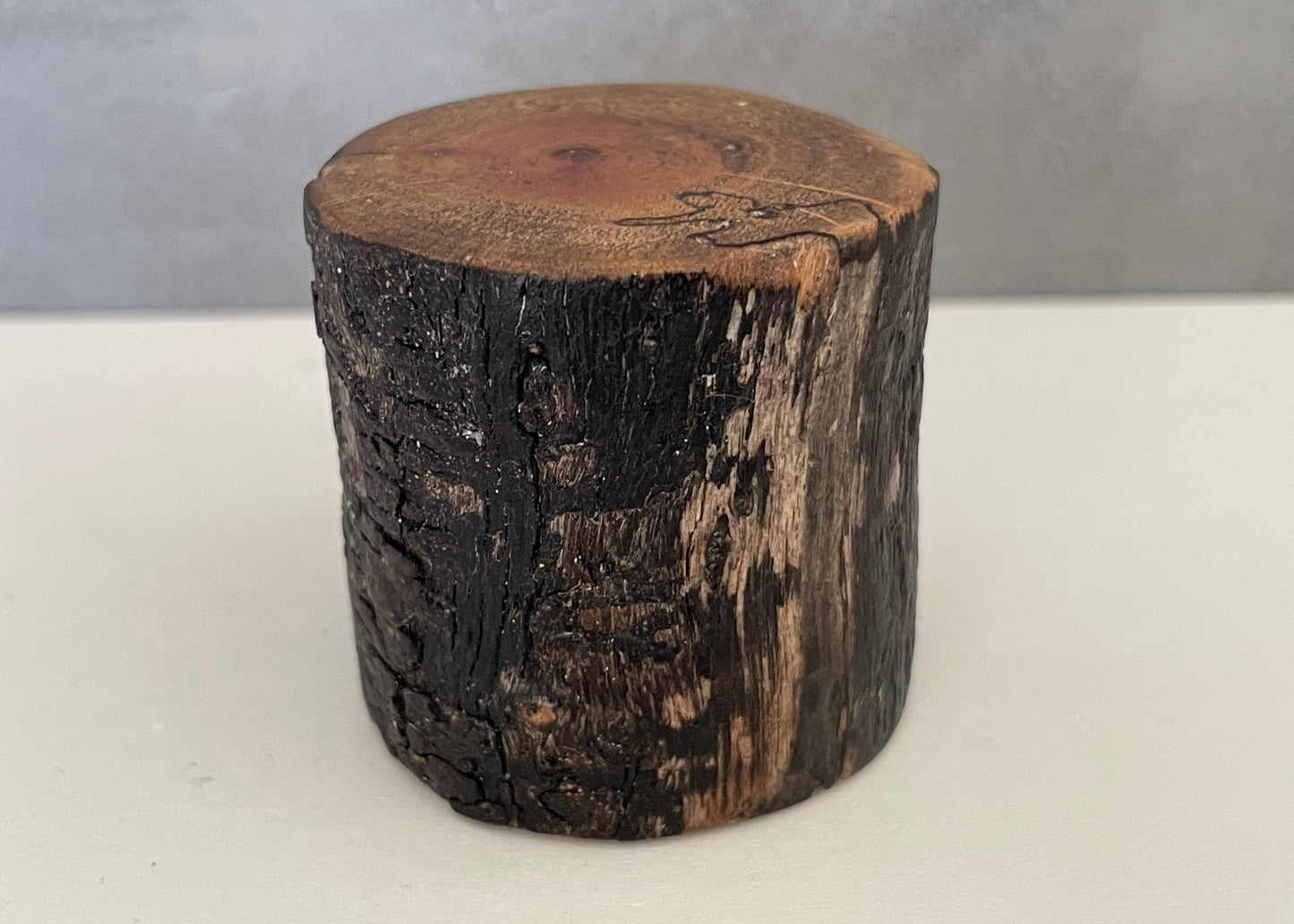 Driftwood Round Accent End Table in Burnt Wood Finish