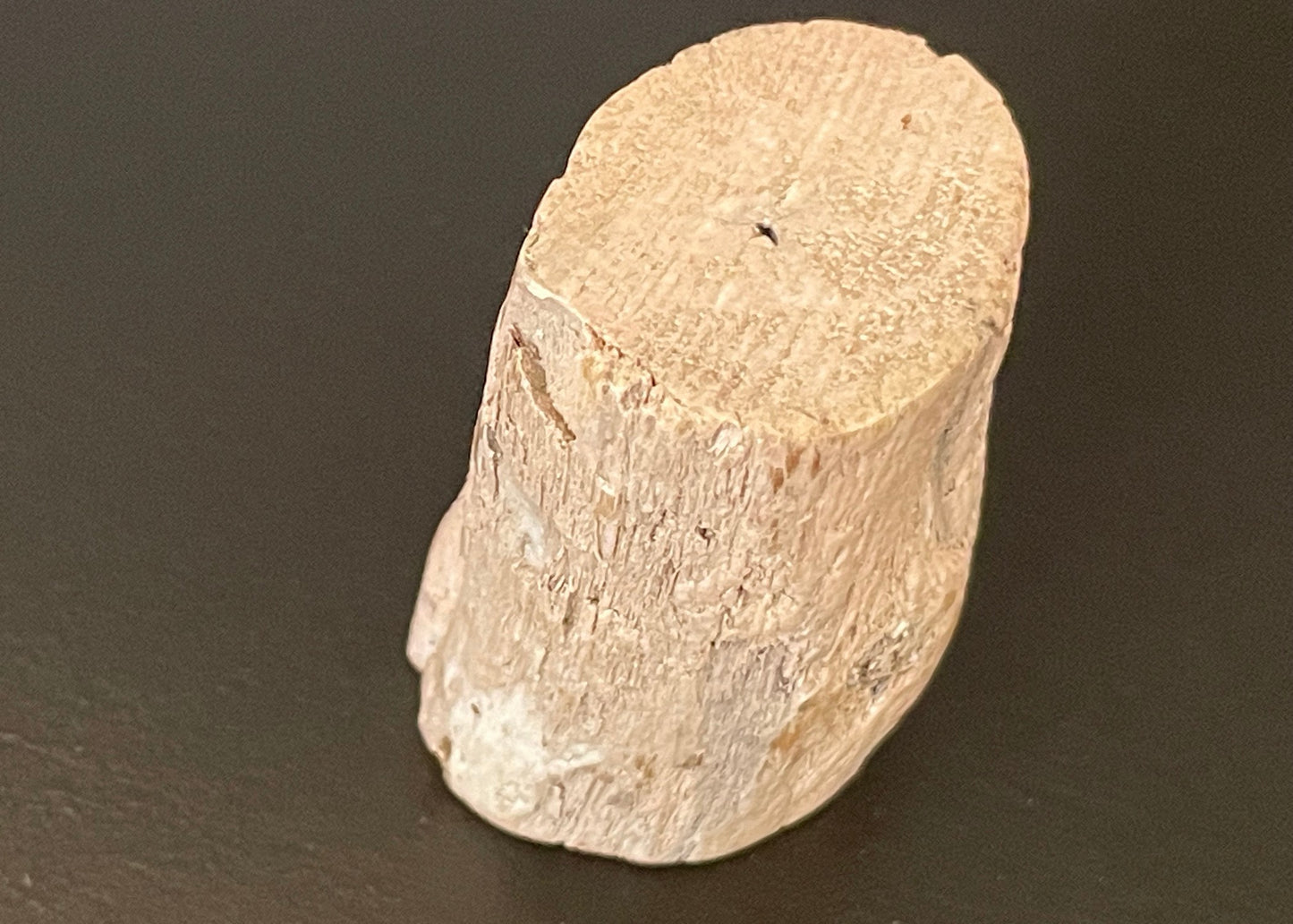 Driftwood Round Accent End Table in Blush Finish