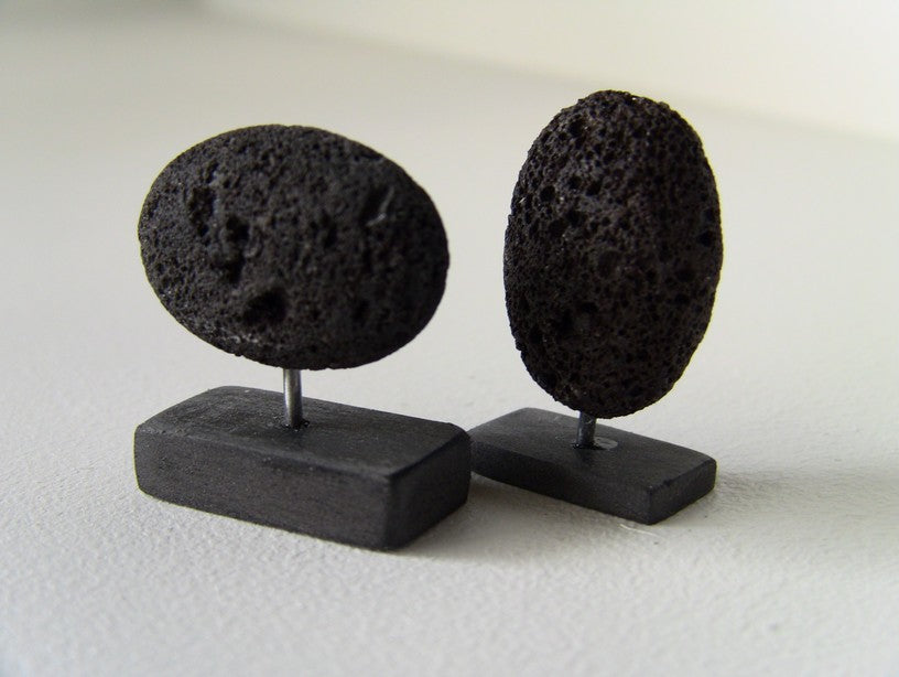 Lava Rock Horizontal on Black Base