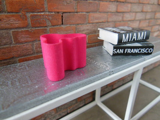 Short Wave Vase in Fuschia