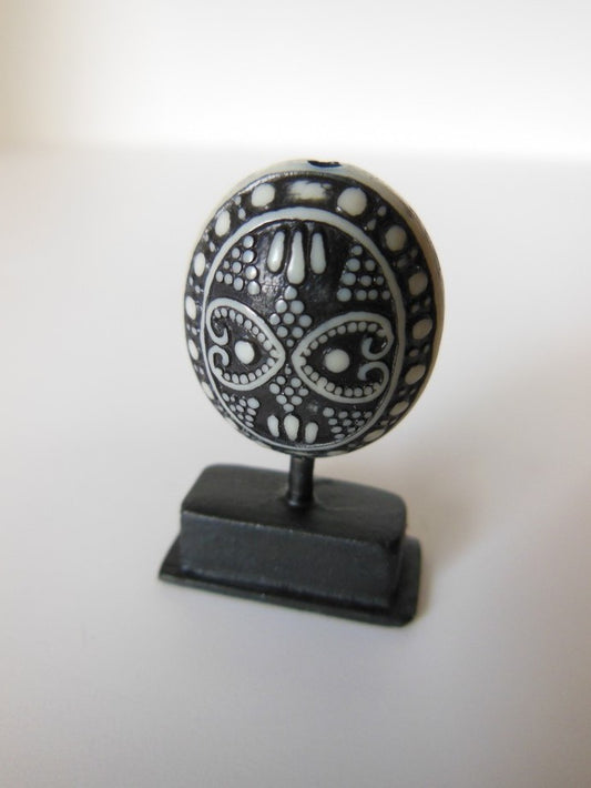 Black/White Tribal Sculpture on Small Black Base