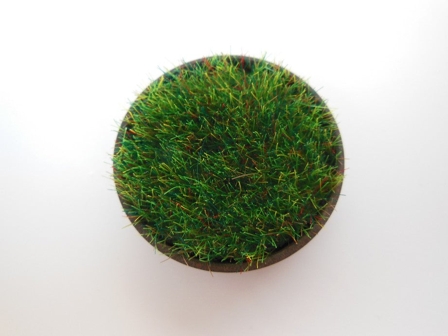 Short Round Rusted Tray with Wheat Grass