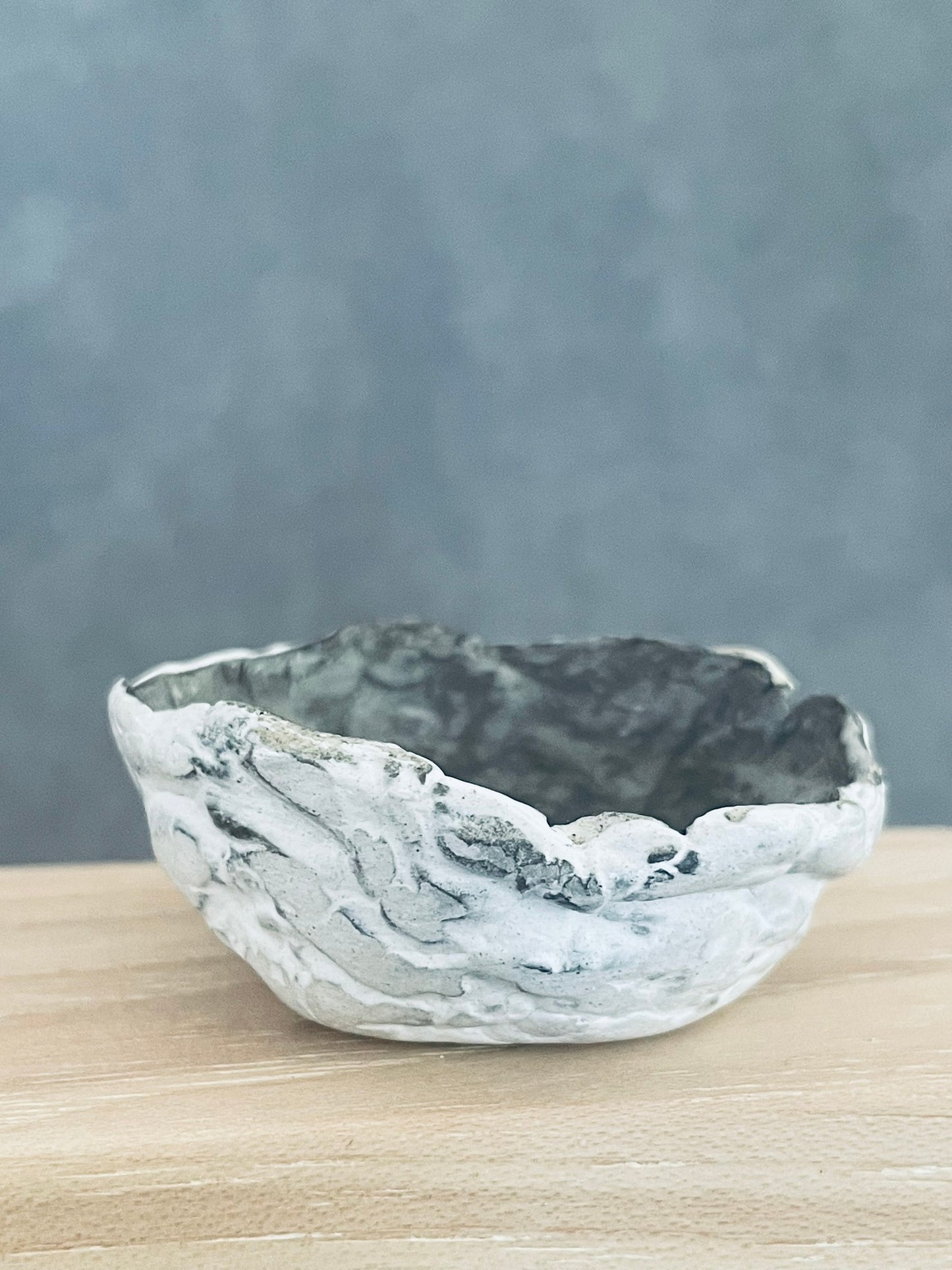 Fisura White Bowl