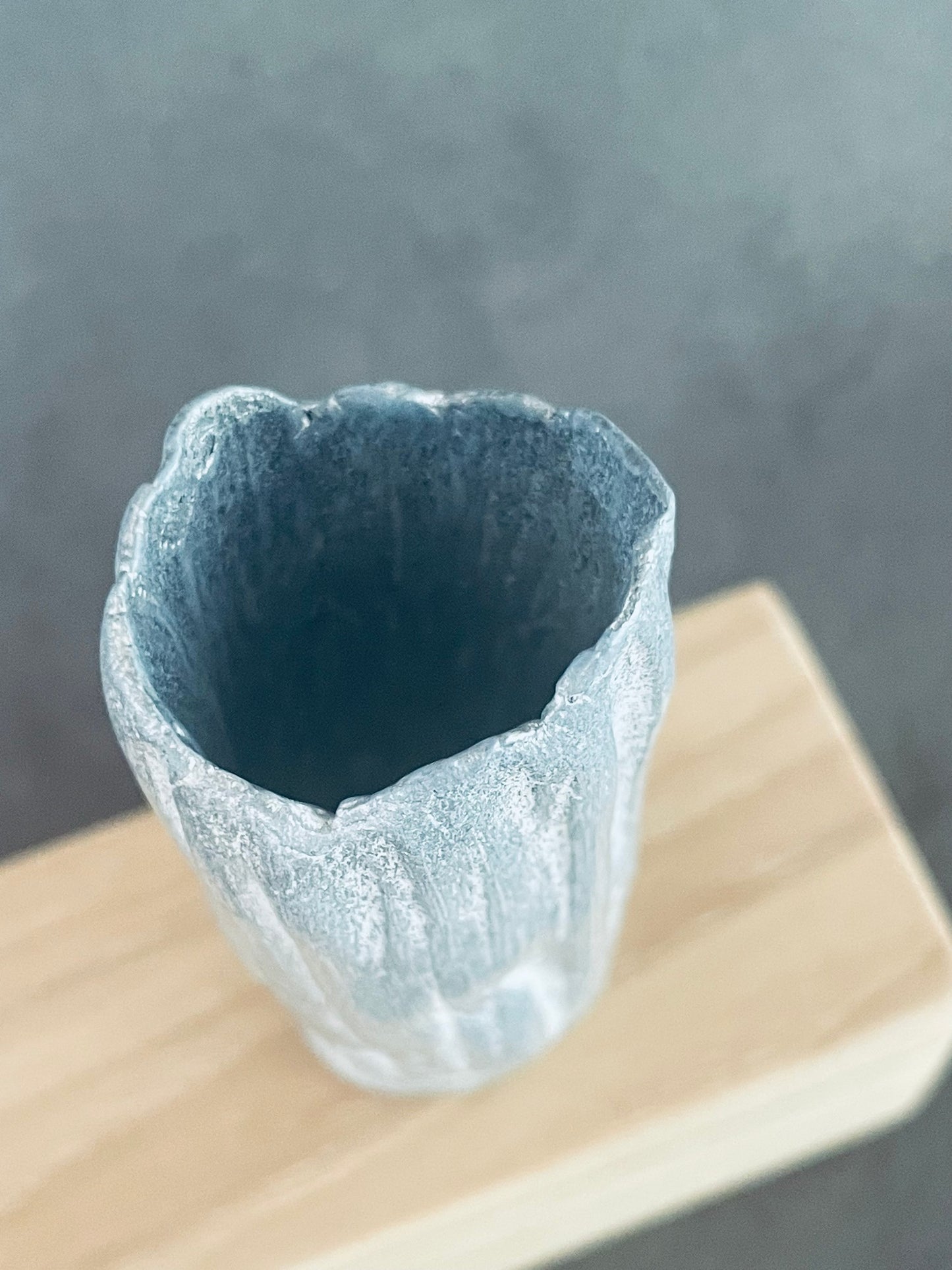 Kolos Tall Gray and White Vase