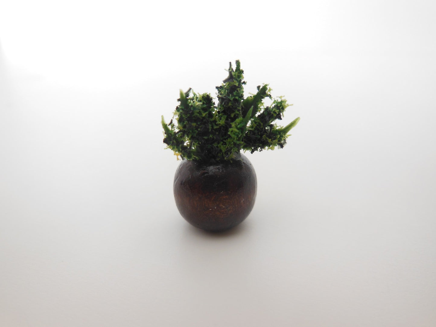 Brown Sphere Wood Vase