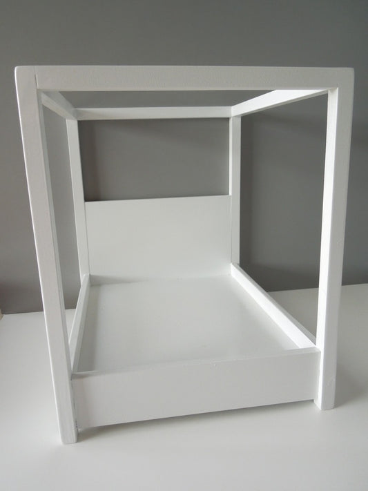 Devon Canopy Bed in White
