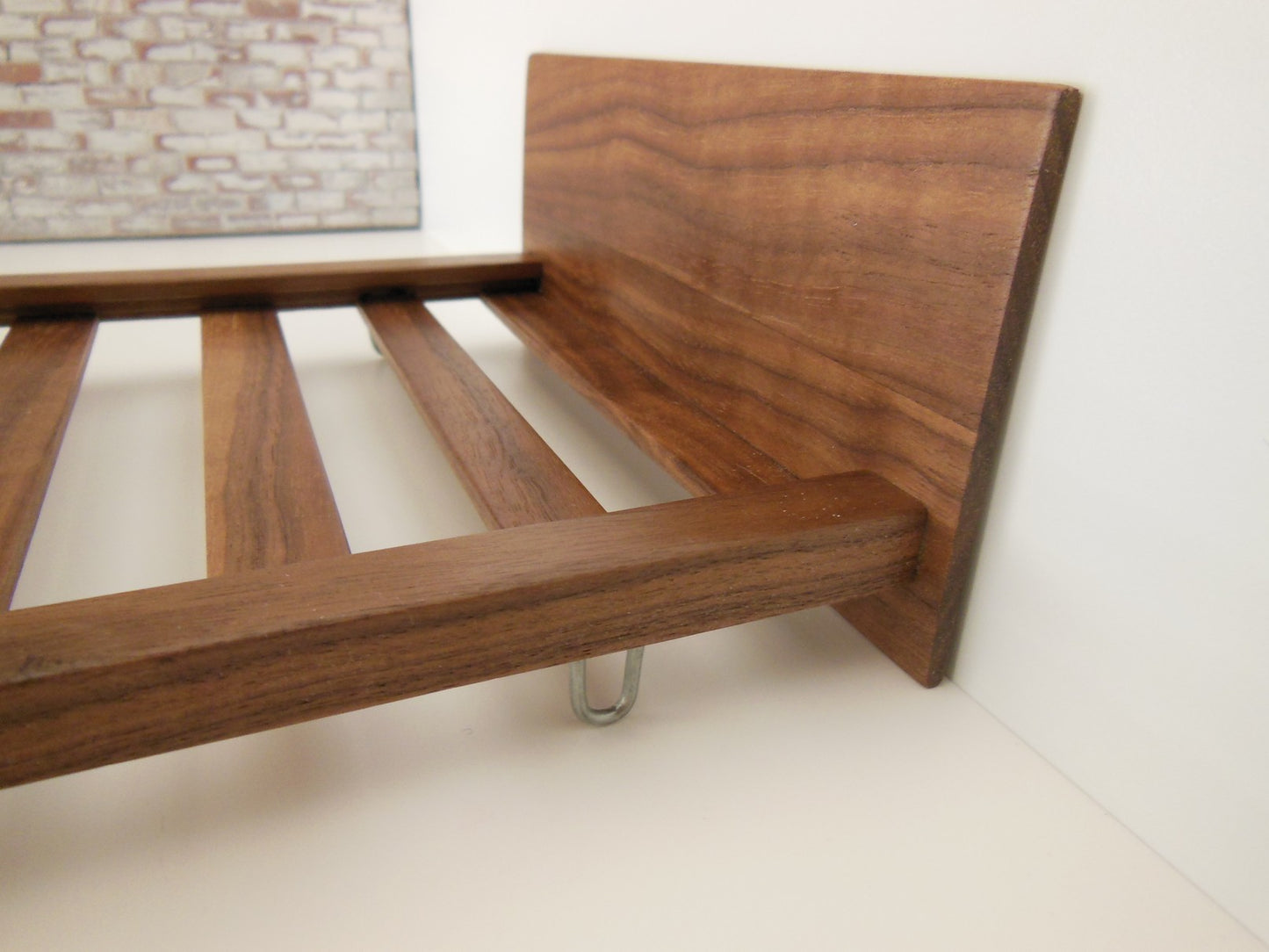Walnut V Leg Bed