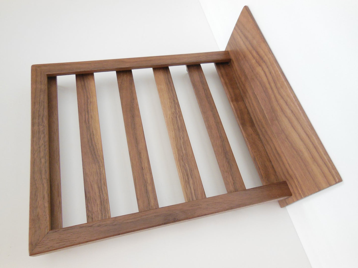 Walnut V Leg Bed