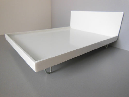 White V Leg Bed