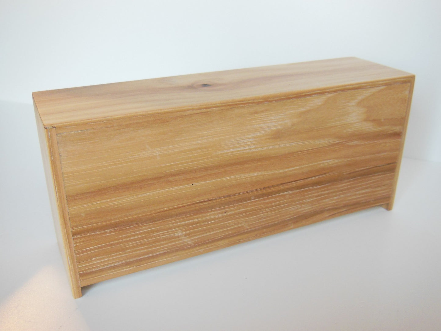 Arvo Dresser with 6 Drawers