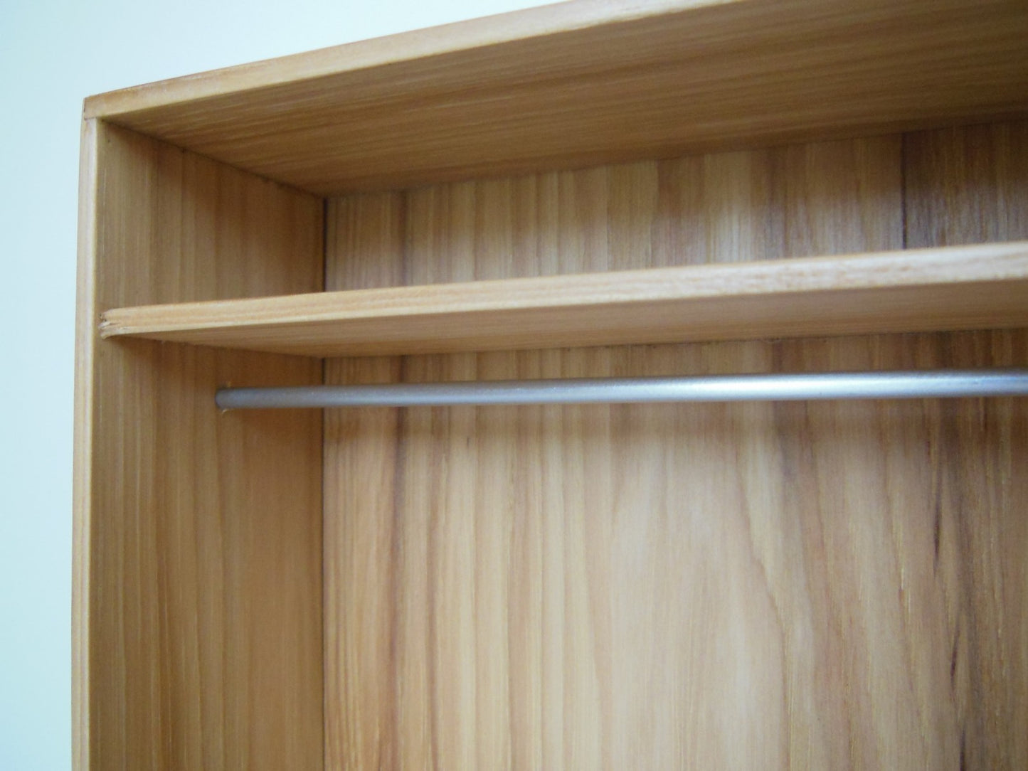 Arvo Wardrobe with 4 Drawers