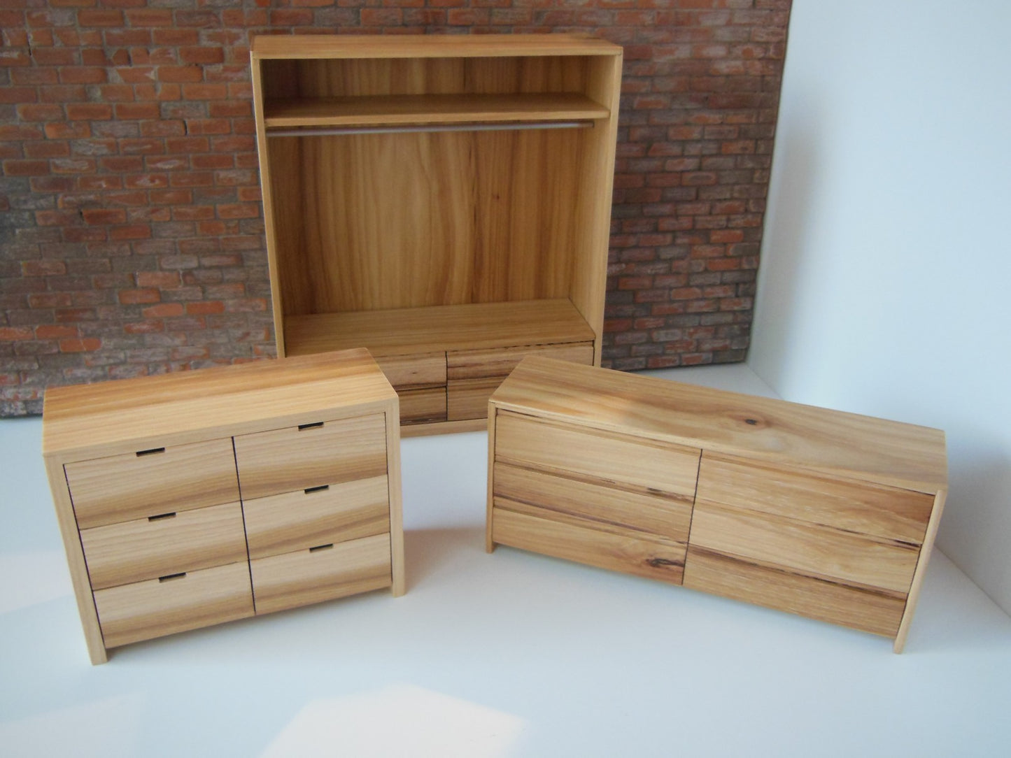 Arvo Wardrobe with 4 Drawers