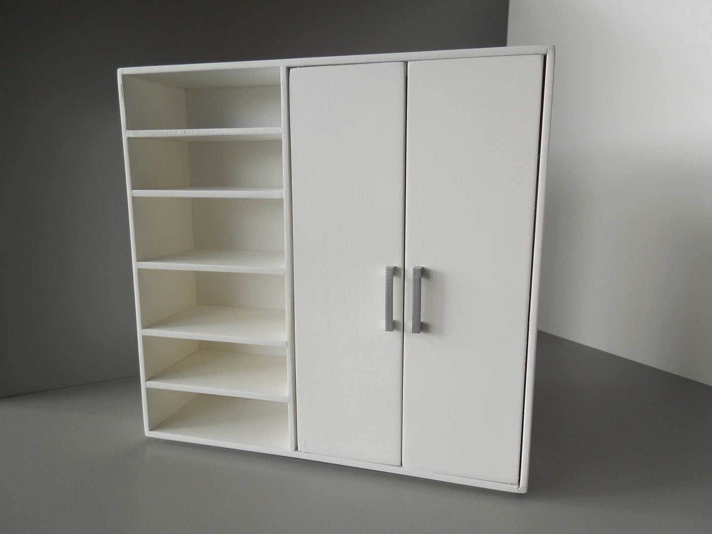 Dakota Wardrobe Unit with 2 Doors and Shelving in White