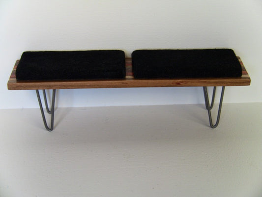 M.U.T.T. Bench with 2 Cushions