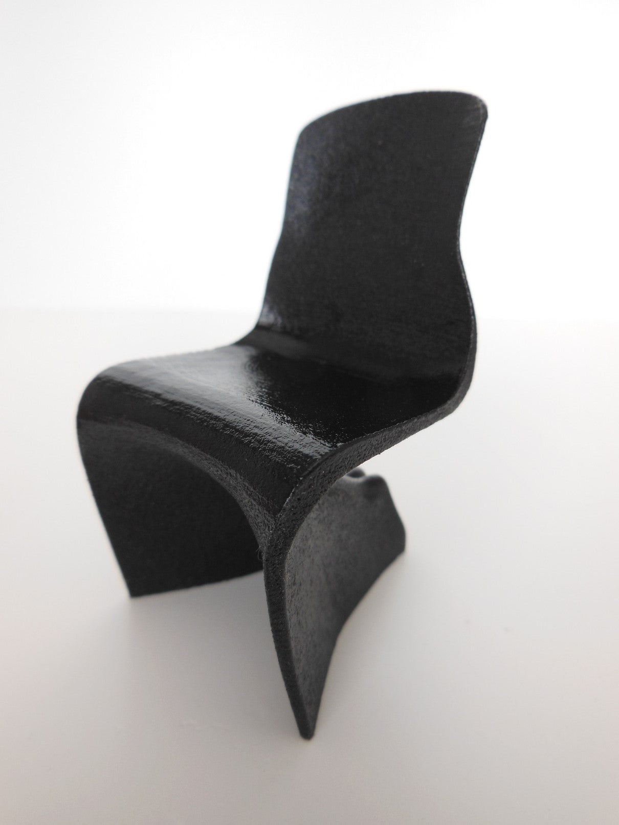 Derriere Chair in Black
