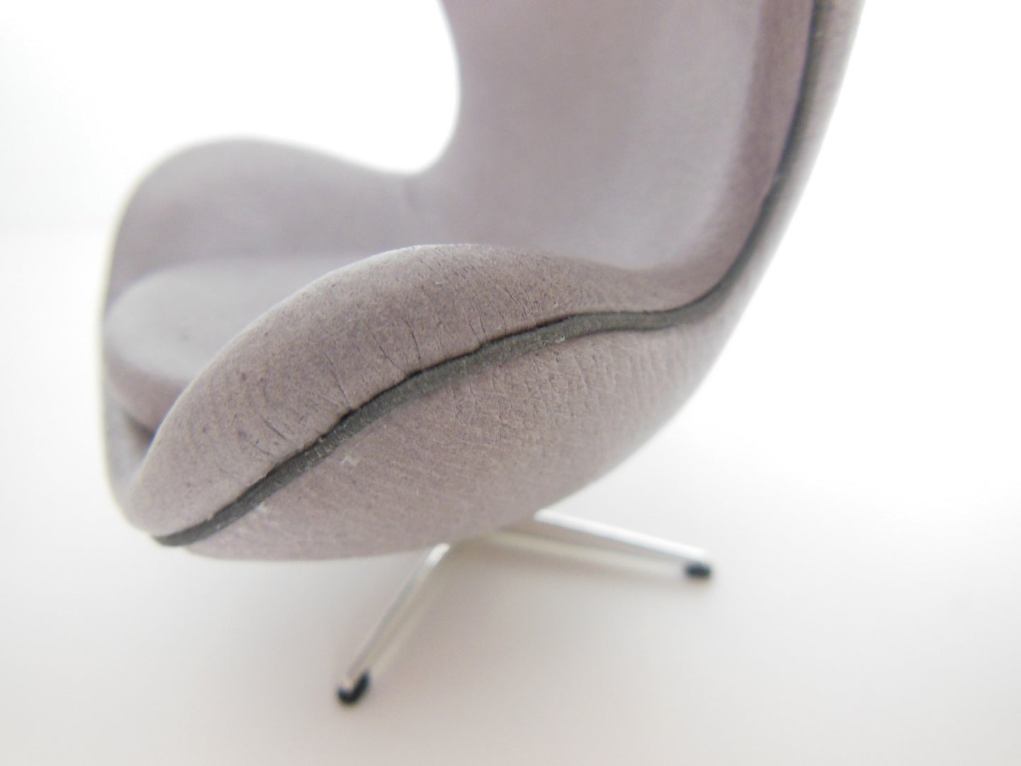 Egg Chair in Gray Leather with Dark Gray Trim
