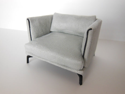 Lusso Chair in Gray Micro Suede