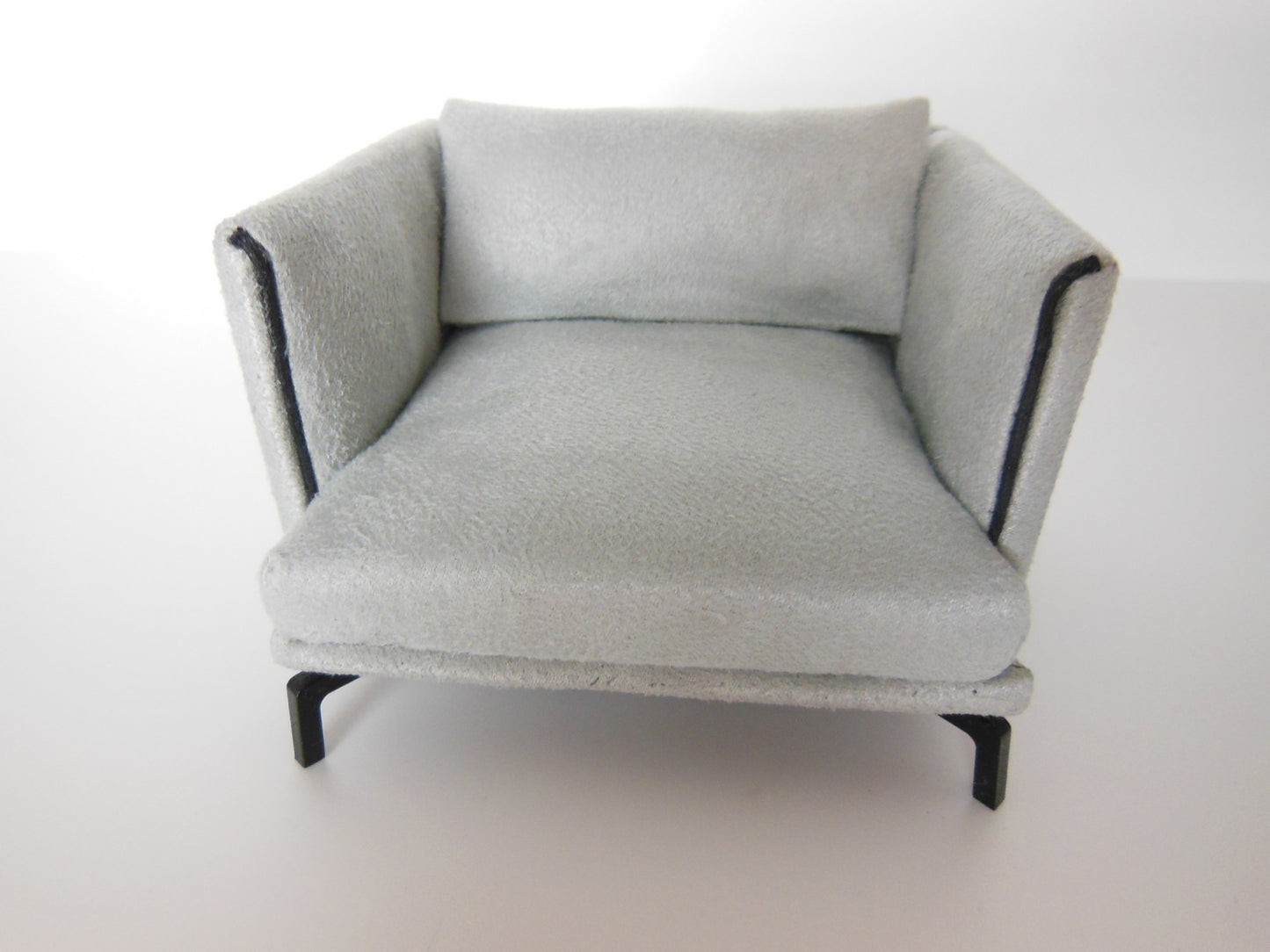 Lusso Chair in Gray Micro Suede