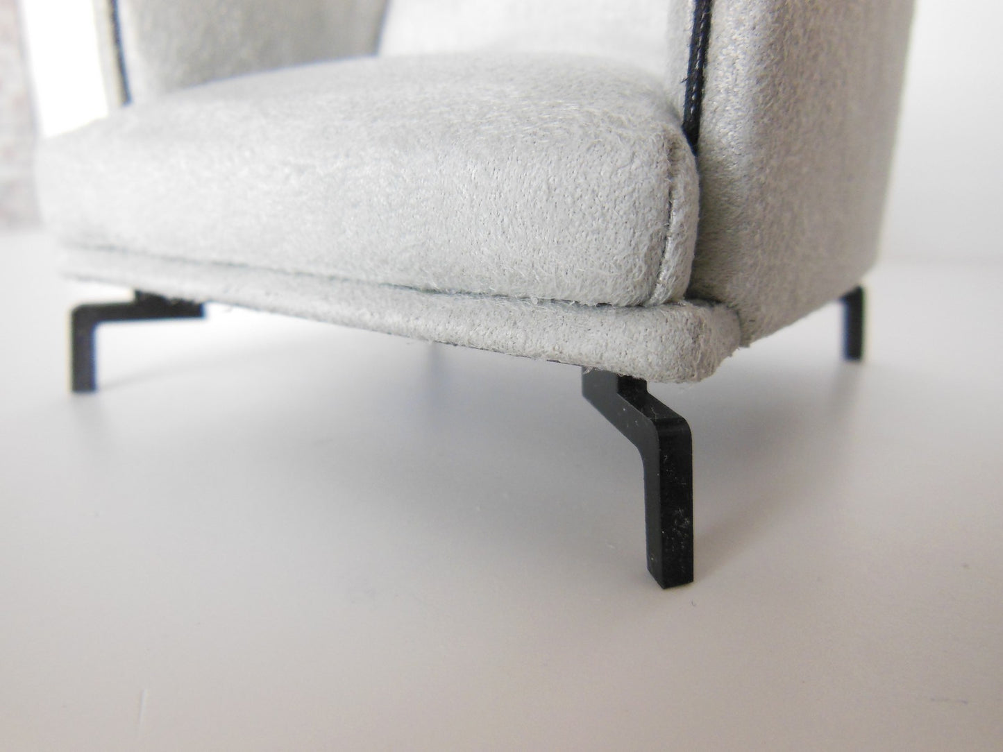 Lusso Chair in Gray Micro Suede