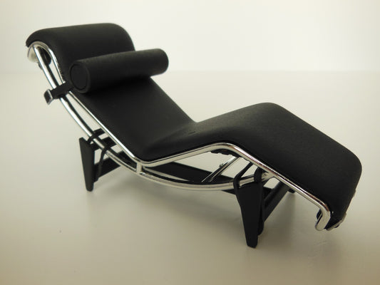 Le Corbusier LC4 Chaise Lounge Stock Black