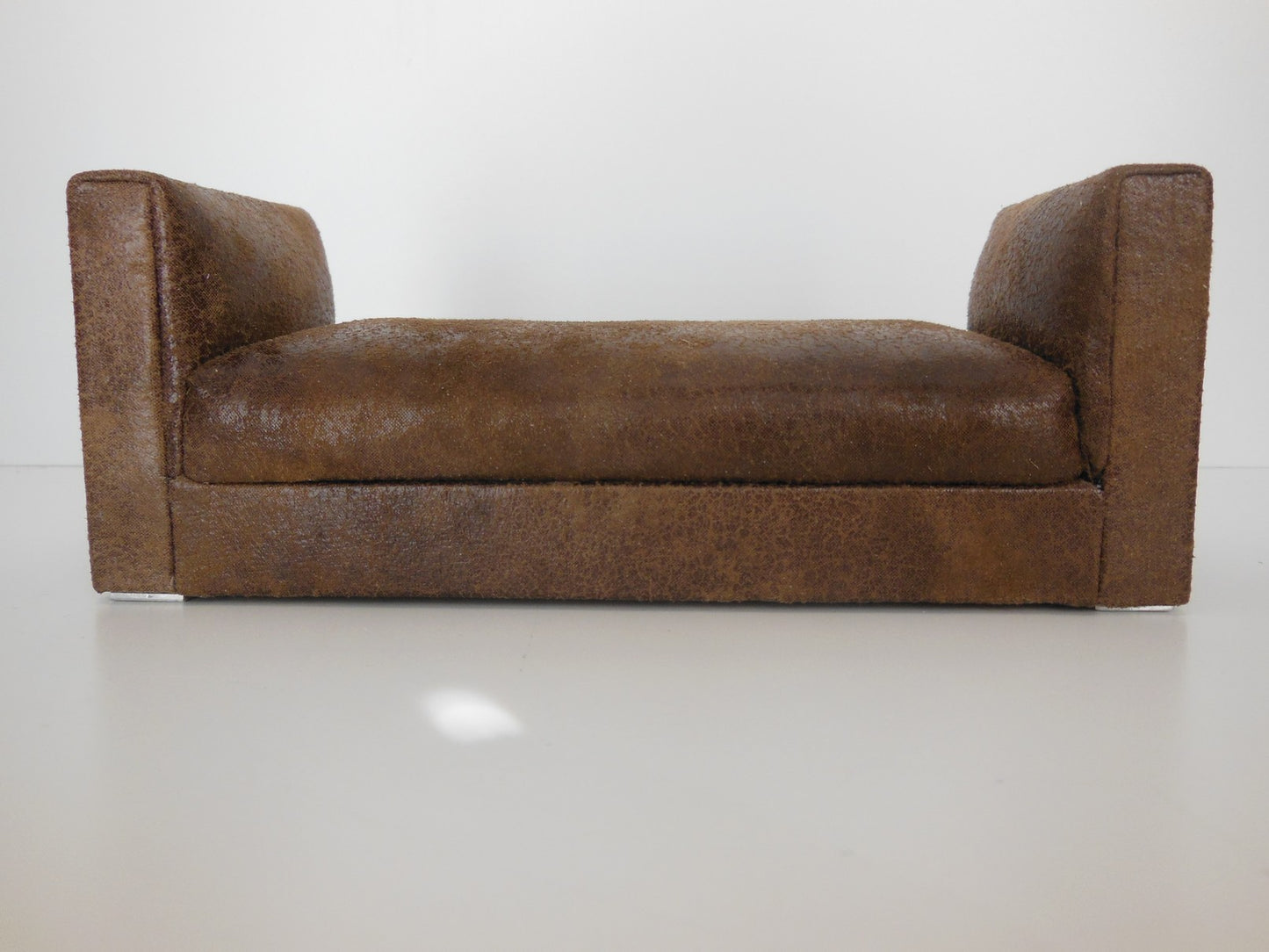 Preston Two Arm Chaise in Vintage Brown