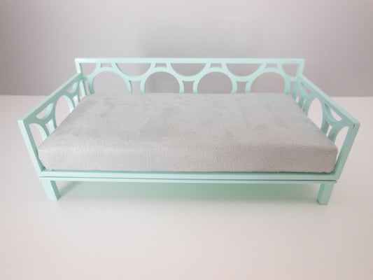 Cortez Daybed with Light Blue Frame and Gray Mattress