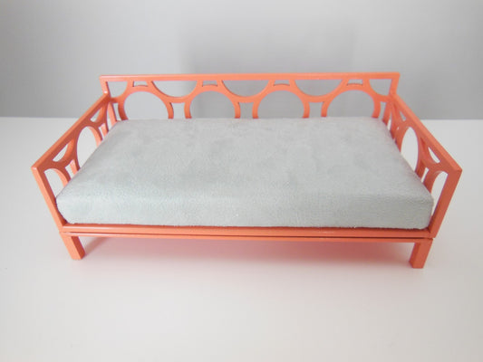 Cortez Daybed with Coral Frame and Gray Mattress