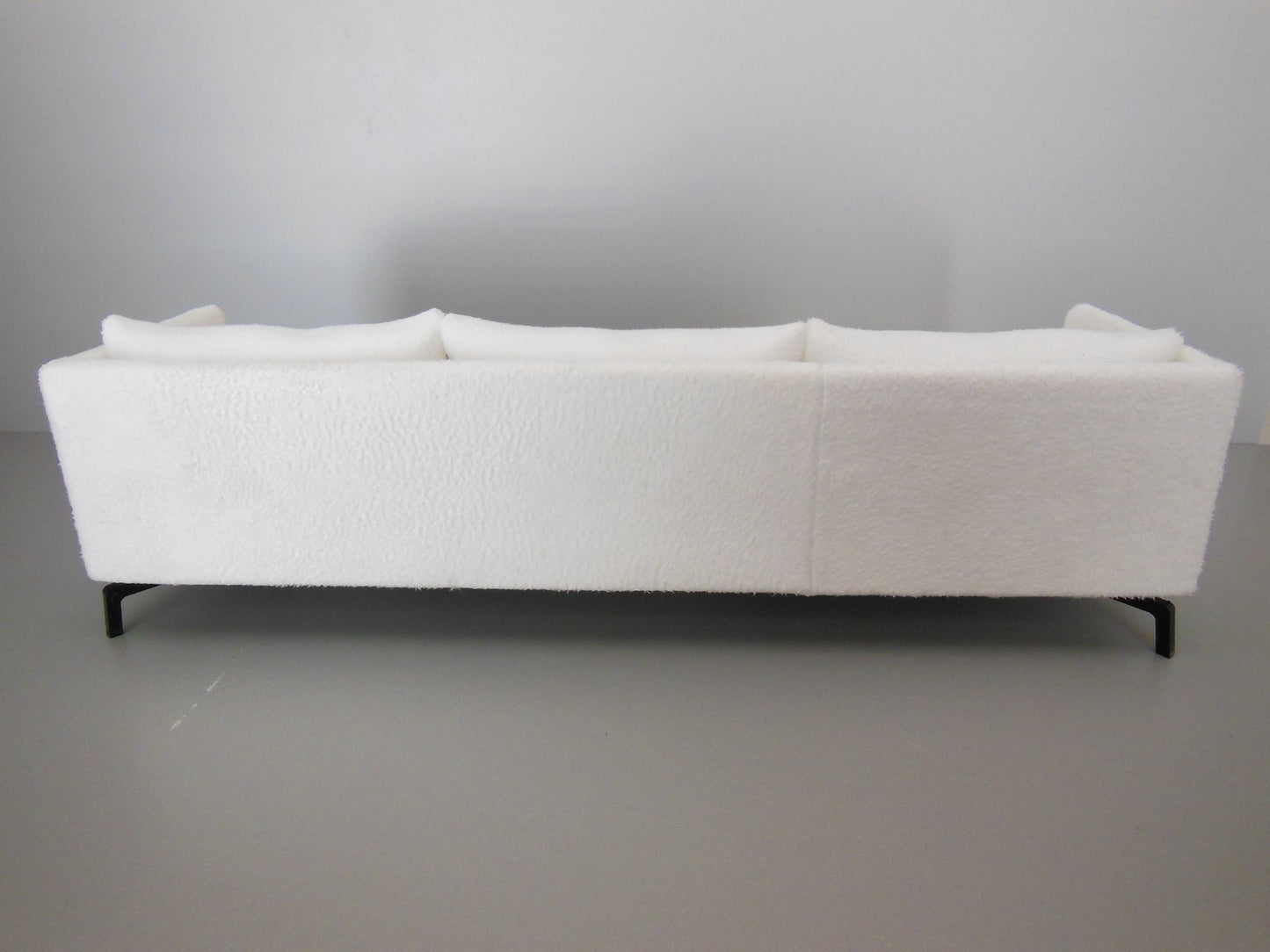Lusso Sectional in White Micro Suede