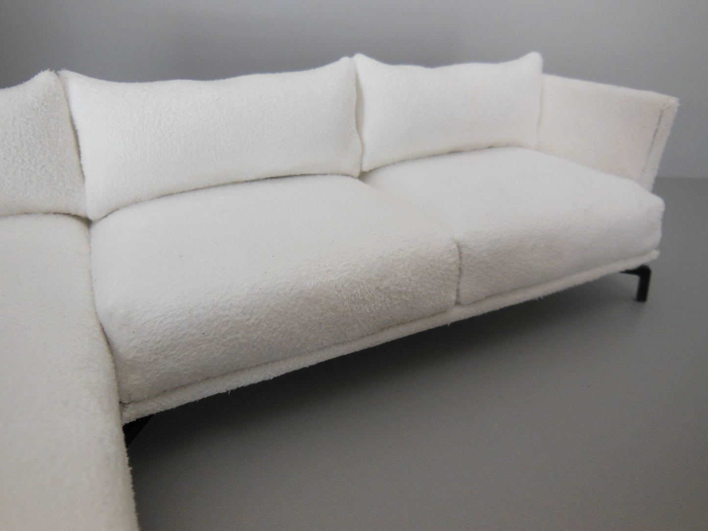 Lusso Sectional in White Micro Suede